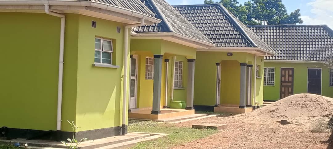 9-Room Lodge with Bar & Reception — Luwinga Habitat, Mzuzu